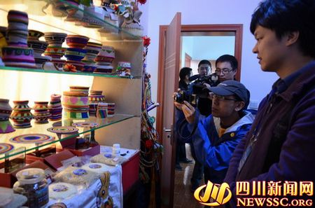 牧民定居后孩子最受益 走進下哈拉瑪村