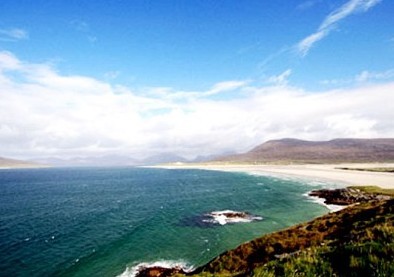 英國小島因電視節(jié)目大火 將賣200多萬英鎊