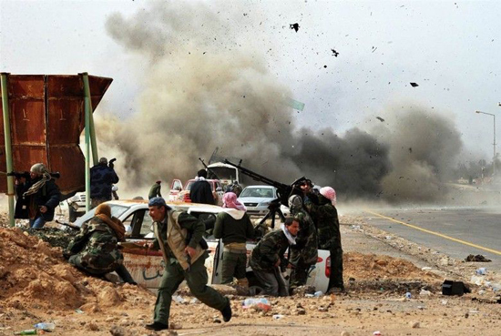 利一民兵指揮官為入政府內閣以武力相威脅(圖)