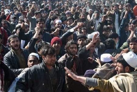 北約召回在阿政府工作人員 阿抗議者沖擊聯(lián)合國機構(gòu)