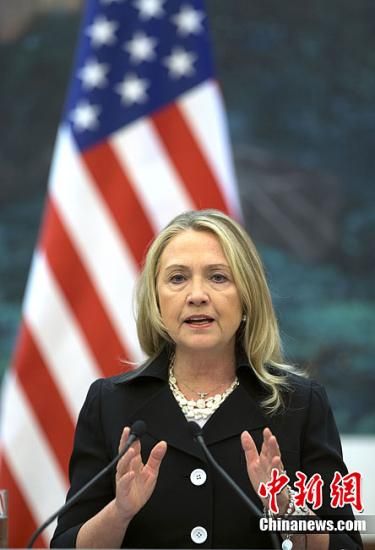 希拉里短暫訪問東帝汶 系首名到訪美國(guó)務(wù)卿