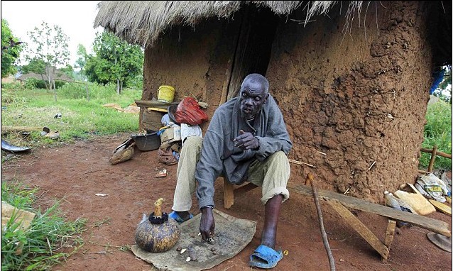 羅姆尼所創公司被爆偷稅上億美元 肯尼亞巫醫預測奧巴馬獲勝