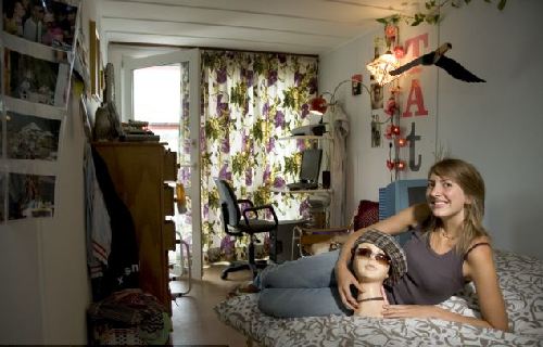 英國用集裝箱建廉價(jià)房幫助無家可歸者 集裝箱房項(xiàng)目在荷蘭已獲成功