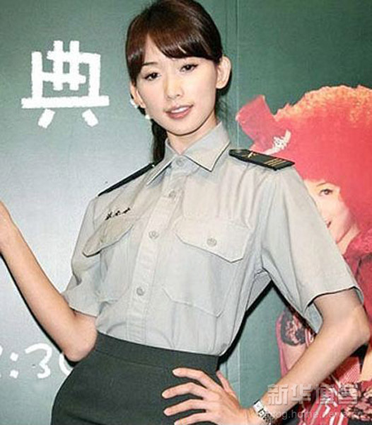 組圖：嬌柔女星軍裝照 誰(shuí)最惹人愛？