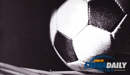 伊拉克足球場(chǎng)附近發(fā)生爆炸致12死24傷 動(dòng)機(jī)不明