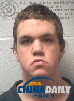 美國一小學發(fā)生槍擊案 秘書一度被綁架學生有驚無險