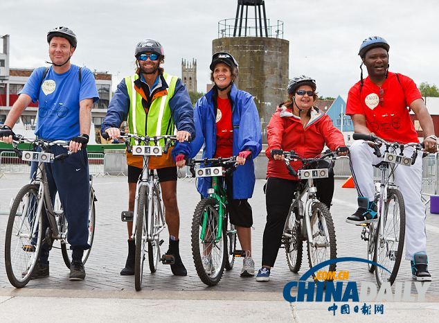 讓盲人獨(dú)立騎車裝置問世！用超聲波提示障礙物