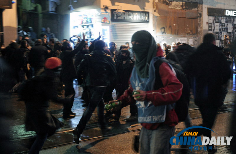 土耳其多個城市爆發抗議 要求總理下臺