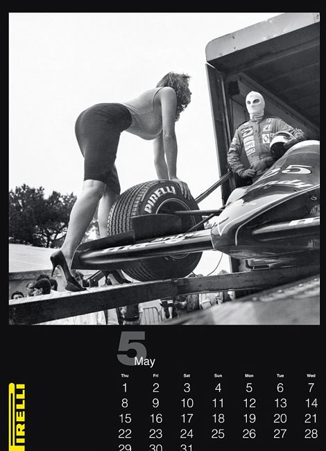 日期驚人一致！意公司發(fā)布1986年性感舊日歷