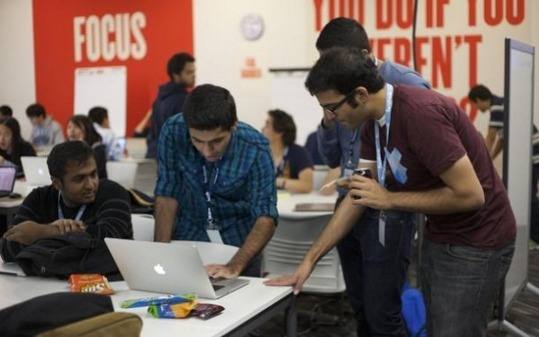 富有創造精神的“黑客馬拉松”