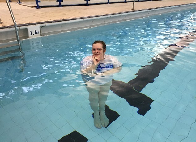 神奇奶奶:對(duì)抗引力水上漂