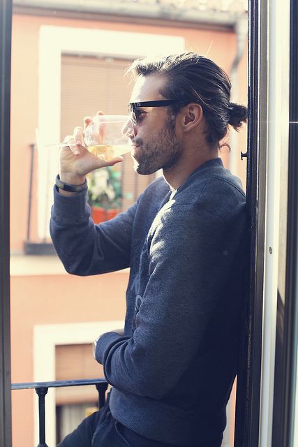 超人氣男士發型Man Bun