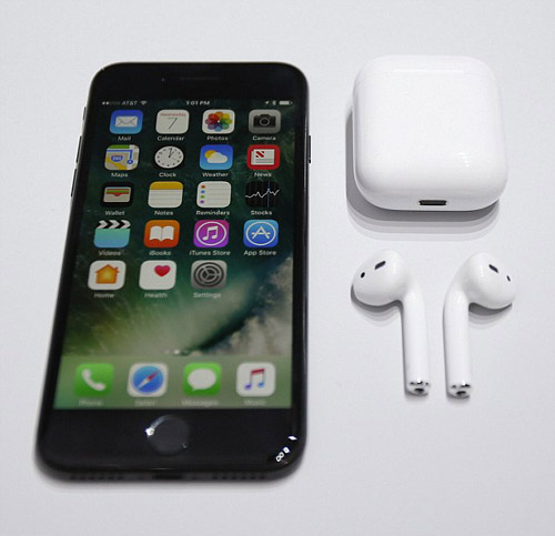 庫克高歌視頻暖場iPhone 7發布會