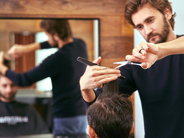 不同臉型男士如何選發(fā)型?(組圖)