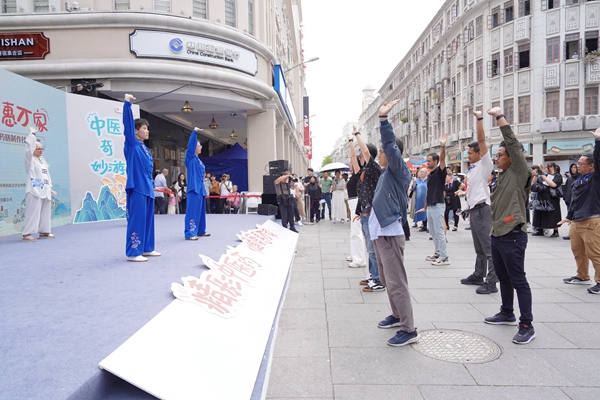 1745285552826036856.jpg xmfao2.jpg