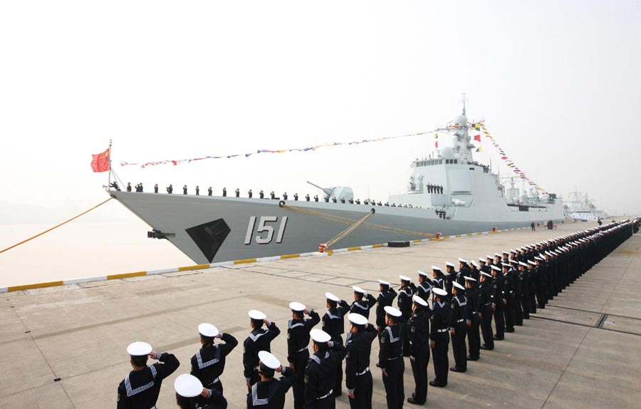 The destroyer Zhengzhou is commissioned for the East China Sea fleet of the People's Liberation Army (PLA) Navy on Dec 26, 2013. The warship belongs to the new generation of Chinese-made guided missile destroyers. Missile destroyer Z<EM>hengzhou </EM>joins navy fleet